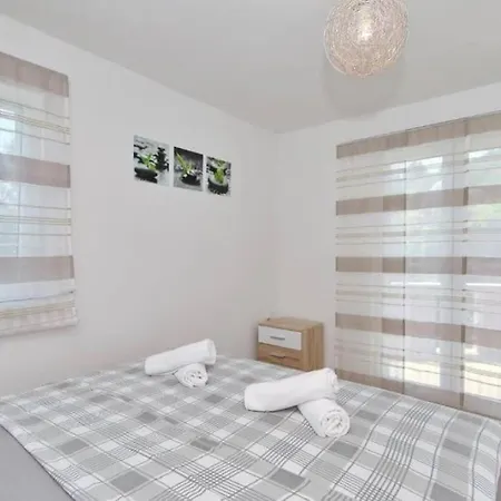 Modern House Giulia Βίλα *
