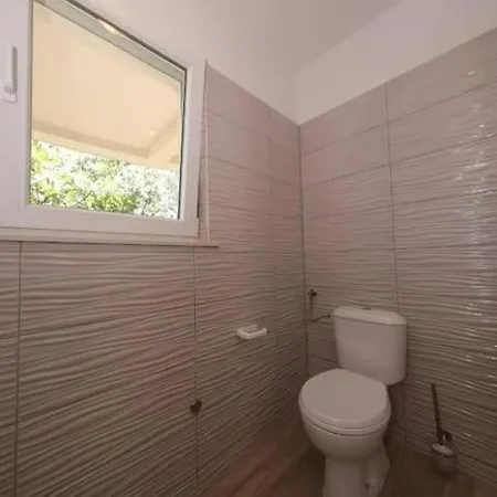 Modern House Giulia Βίλα