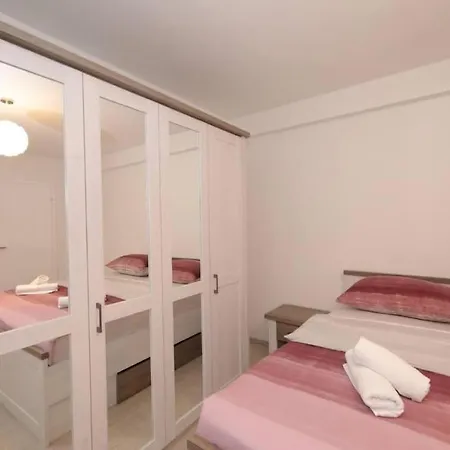 Modern House Giulia 别墅 *